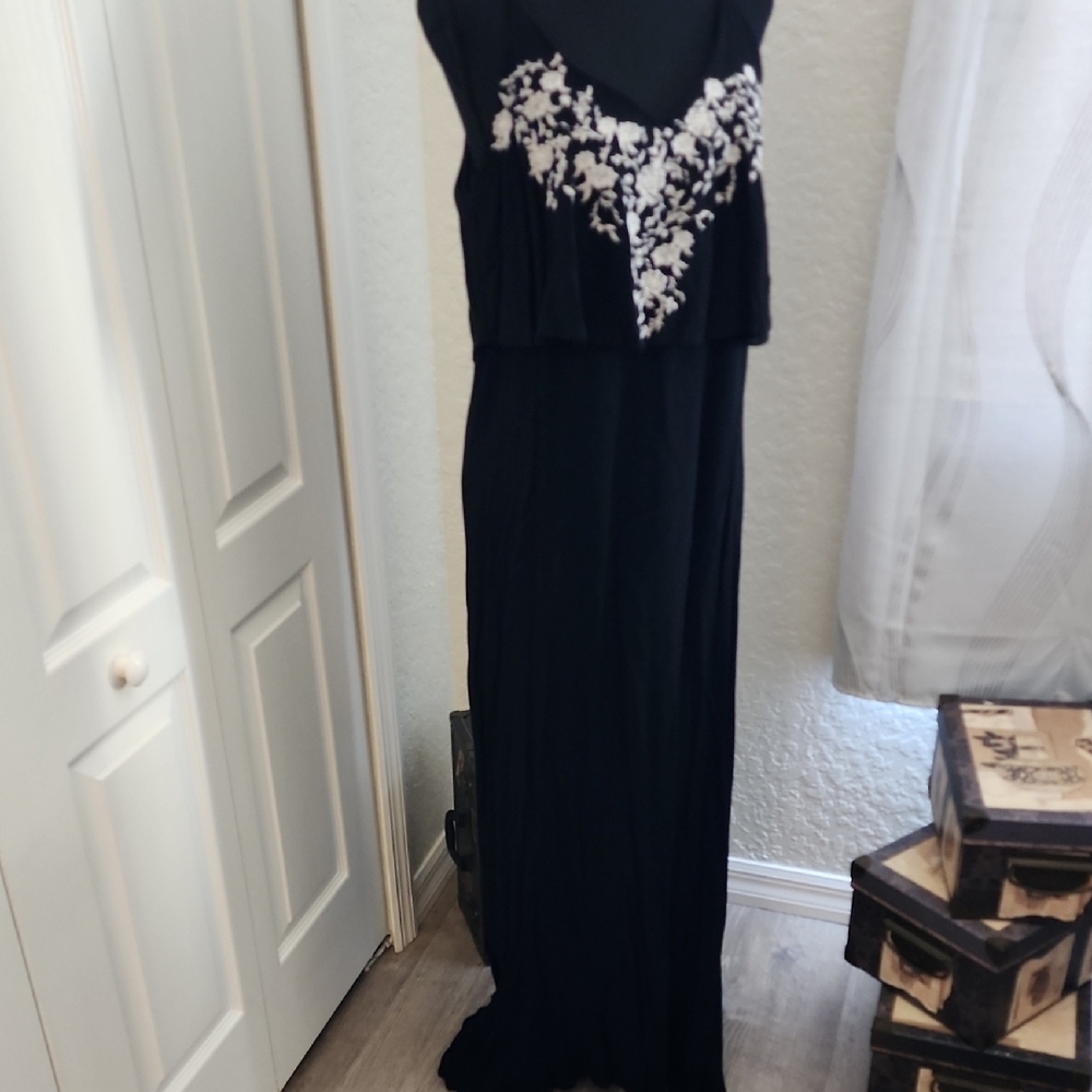 Black Maxi Dress with Floral Detail - Picture 17 of 17